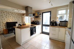 Kitchen/diner- click for photo gallery